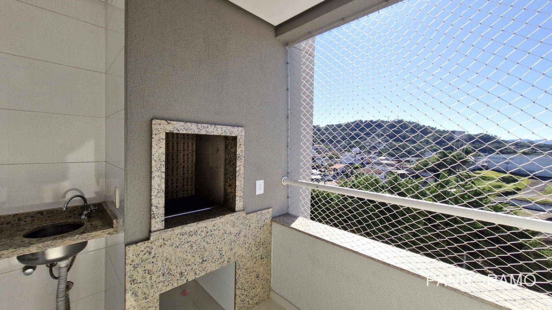 Apartamento para alugar com 3 quartos, 86m² - Foto 17