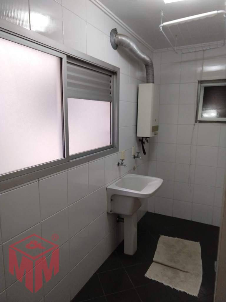 Apartamento à venda com 3 quartos, 98m² - Foto 18