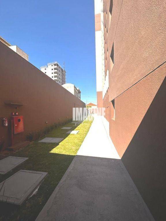 Apartamento à venda com 2 quartos, 39m² - Foto 11