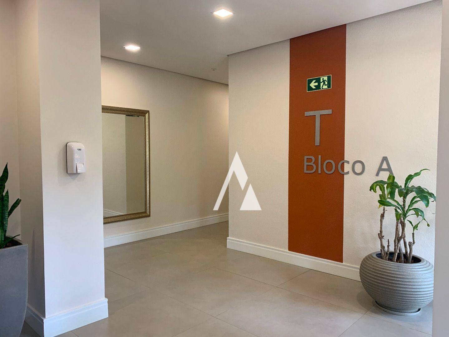 Apartamento à venda com 2 quartos, 57m² - Foto 4