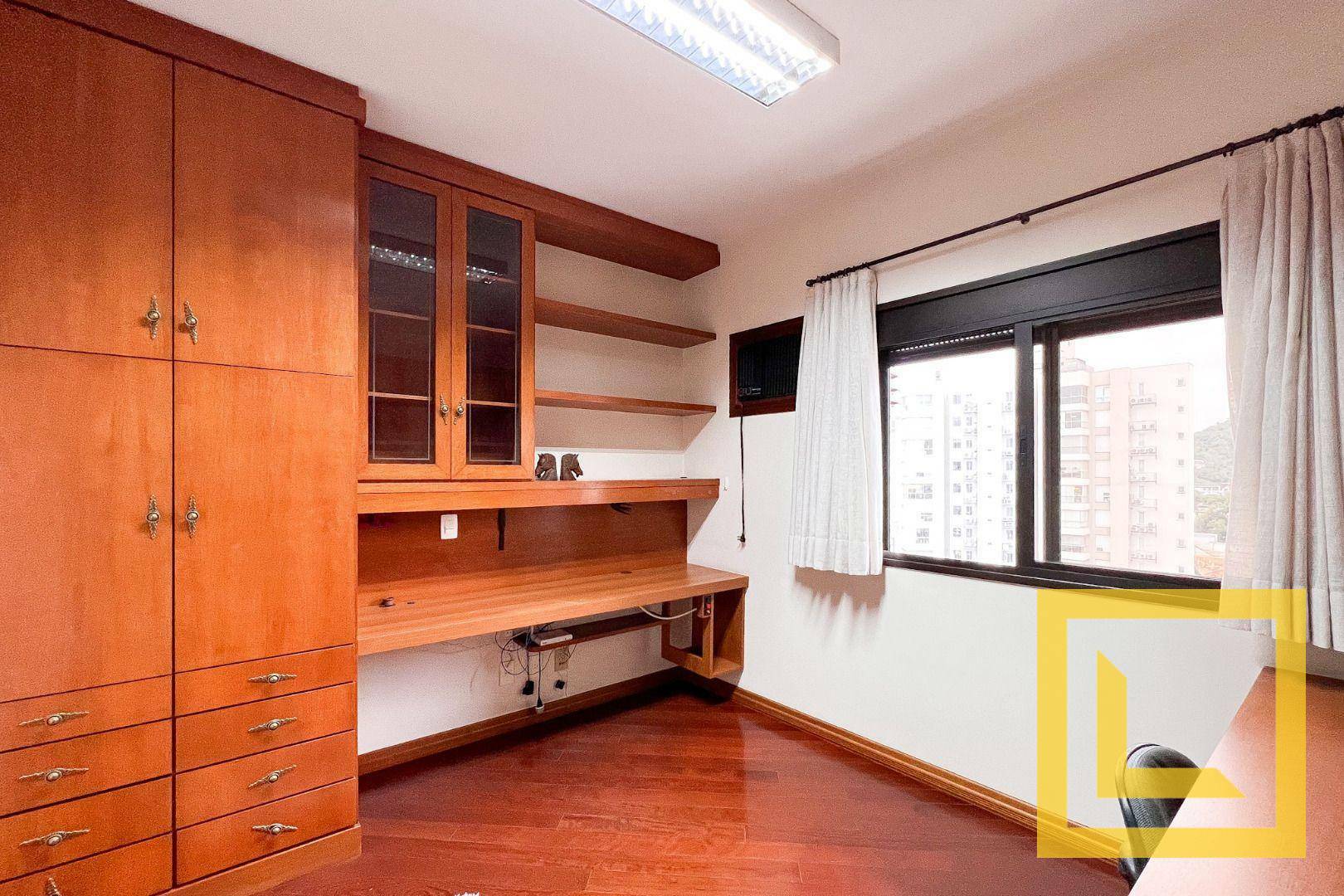 Apartamento à venda com 4 quartos, 320m² - Foto 16