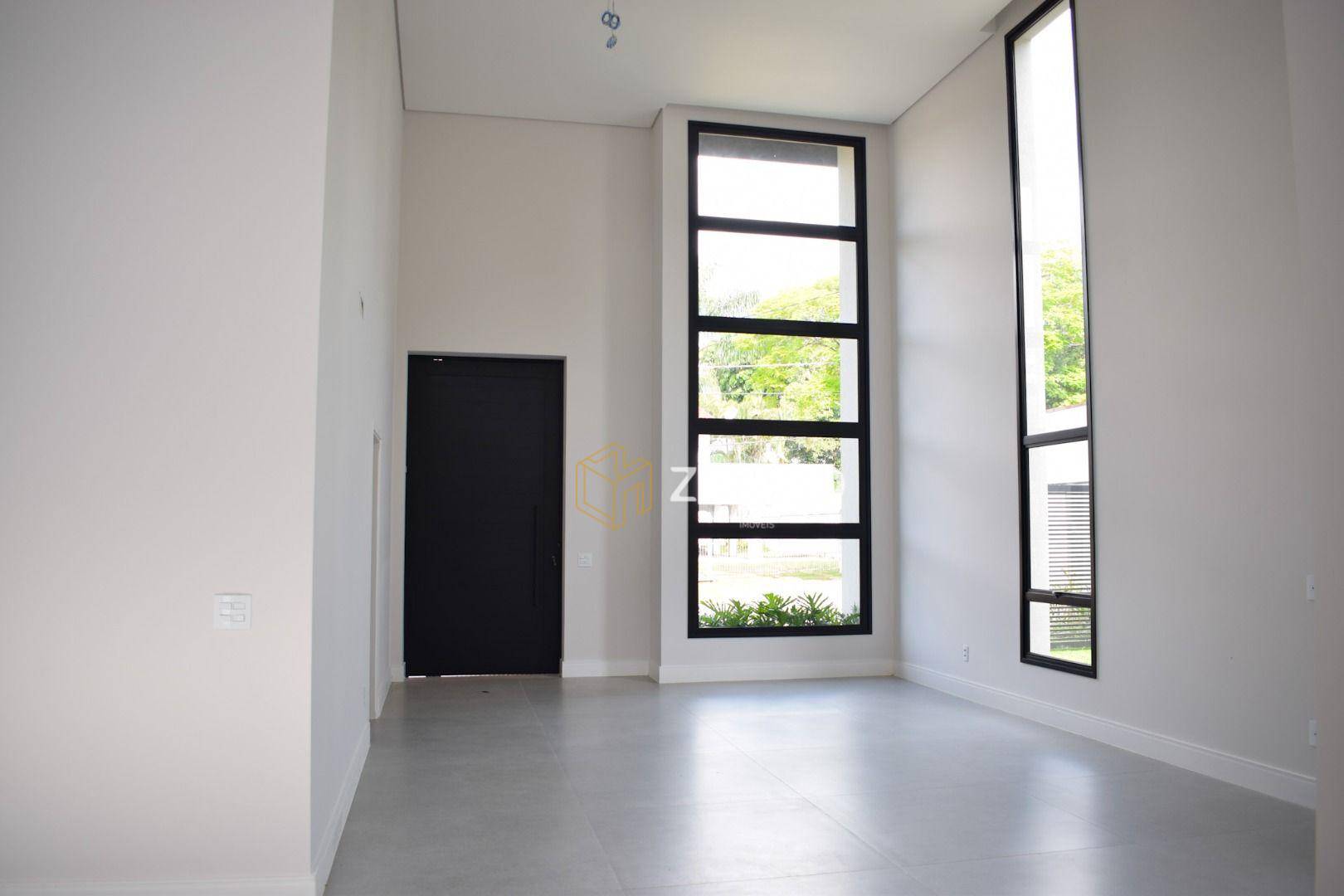 Casa à venda com 3 quartos, 401m² - Foto 2