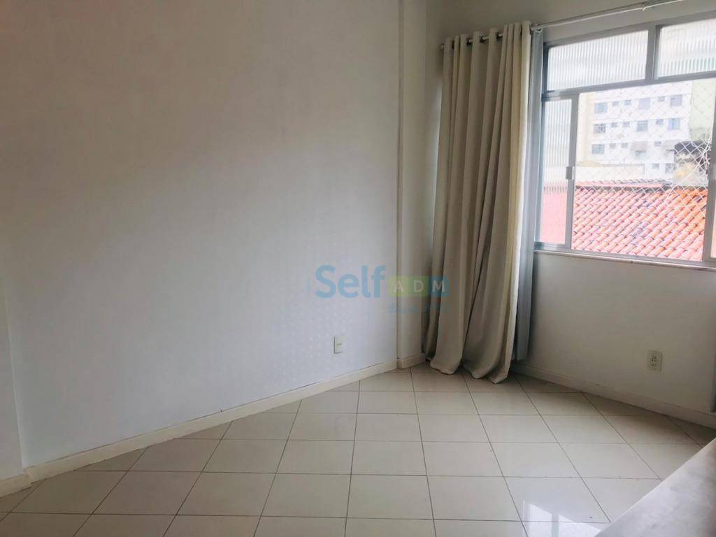 Apartamento para alugar com 3 quartos, 77m² - Foto 11