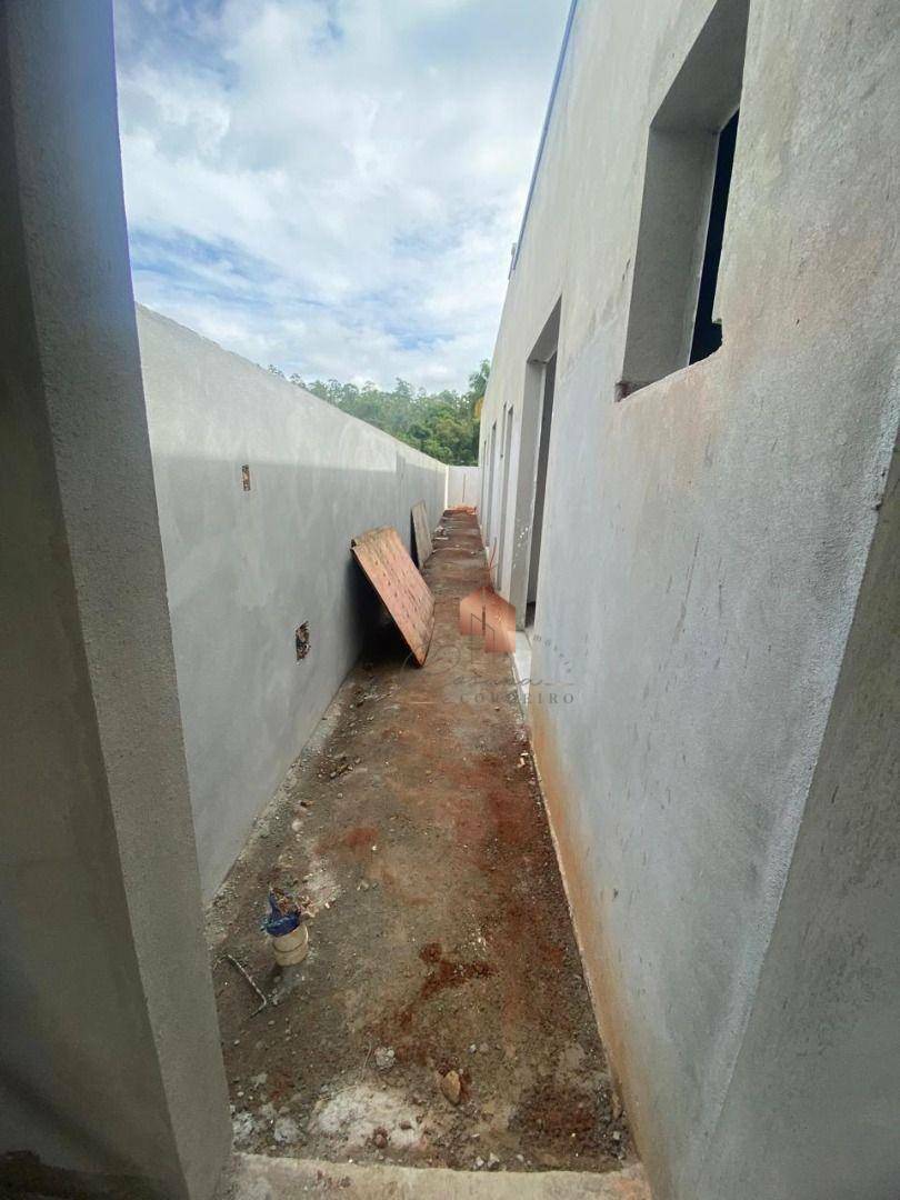 Casa de Condomínio à venda com 4 quartos, 186m² - Foto 17