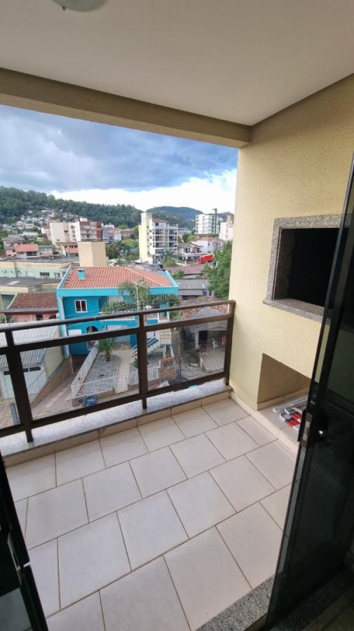 Apartamento à venda com 2 quartos, 97m² - Foto 10