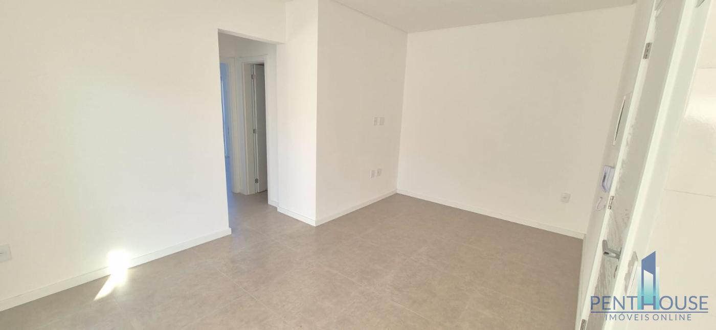 Apartamento à venda com 2 quartos, 69m² - Foto 4