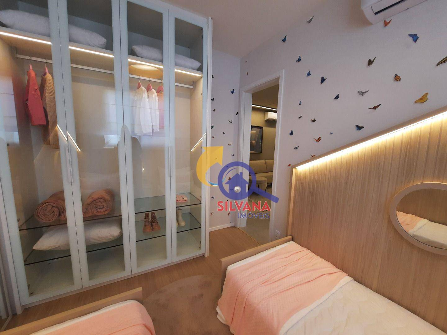 Apartamento à venda com 2 quartos, 64m² - Foto 12