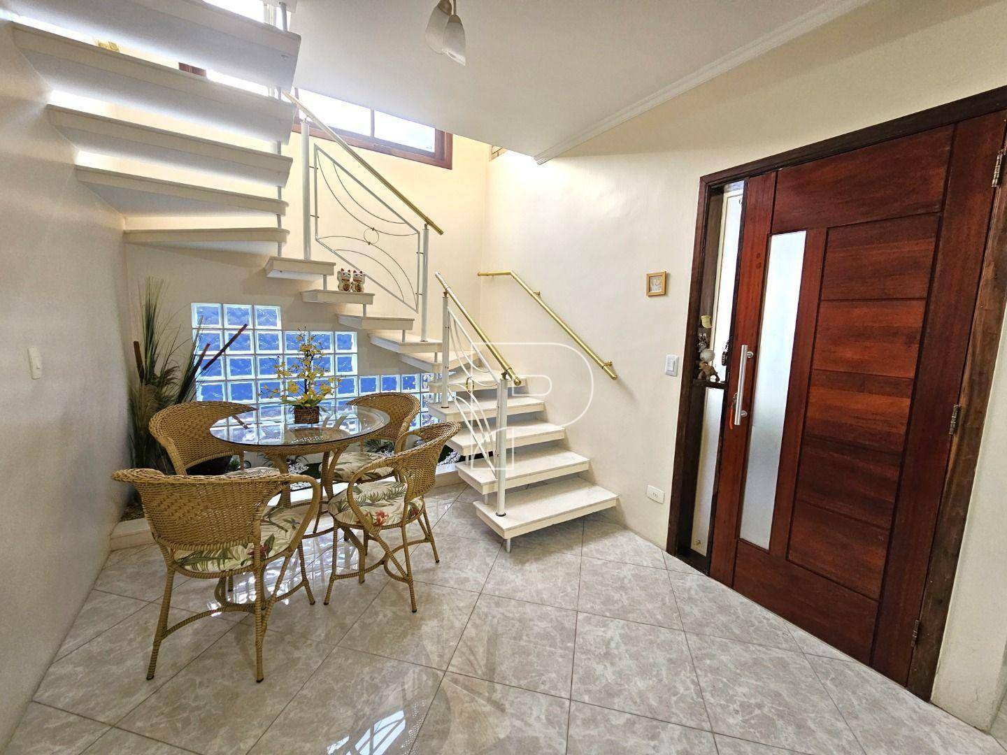 Casa de Condomínio à venda com 4 quartos, 300m² - Foto 8