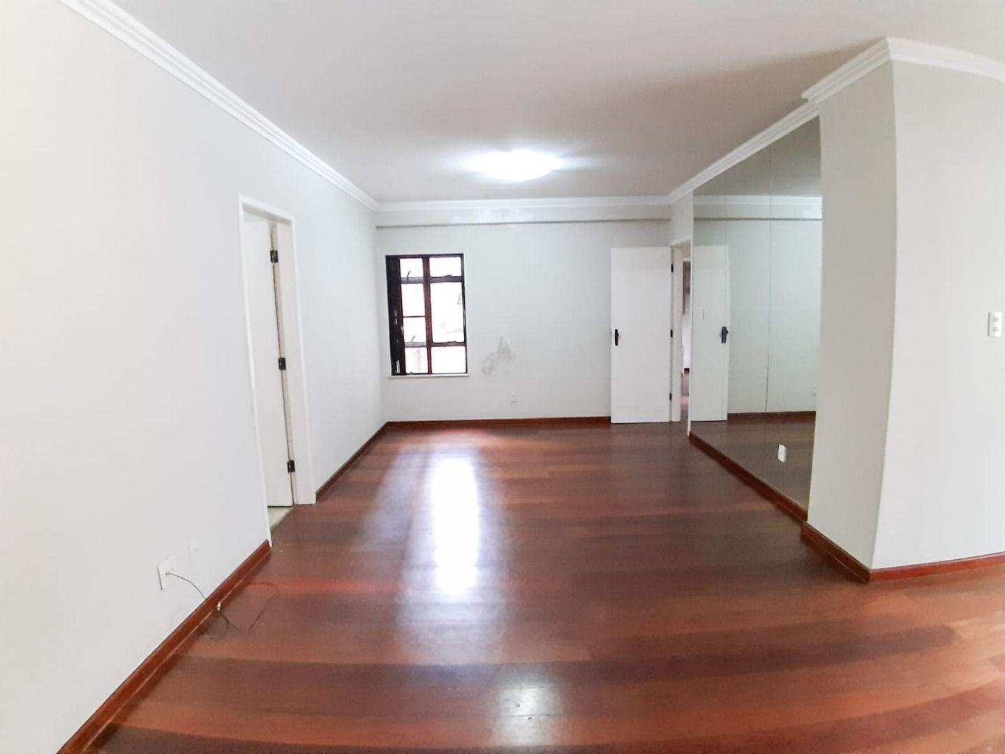 Apartamento à venda com 3 quartos, 130m² - Foto 8