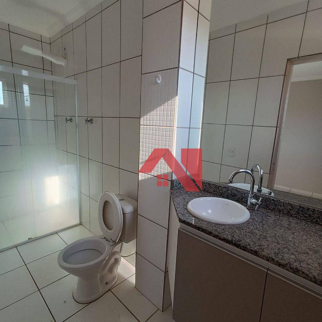 Apartamento para alugar com 3 quartos, 80m² - Foto 8