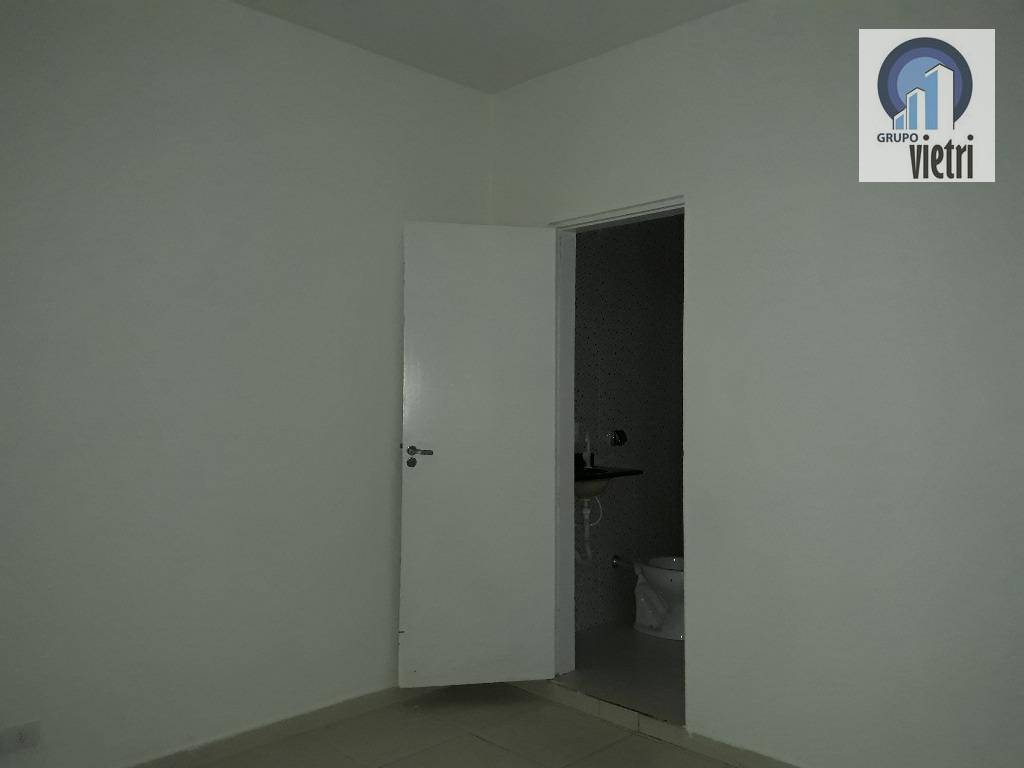 Sobrado à venda com 2 quartos, 180m² - Foto 35