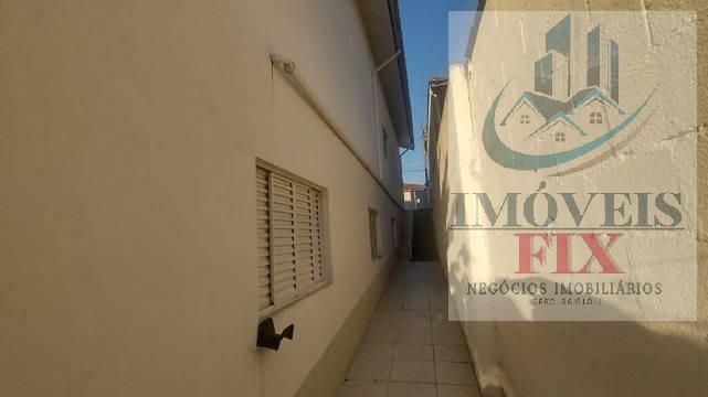 Casa à venda com 3 quartos, 218m² - Foto 20