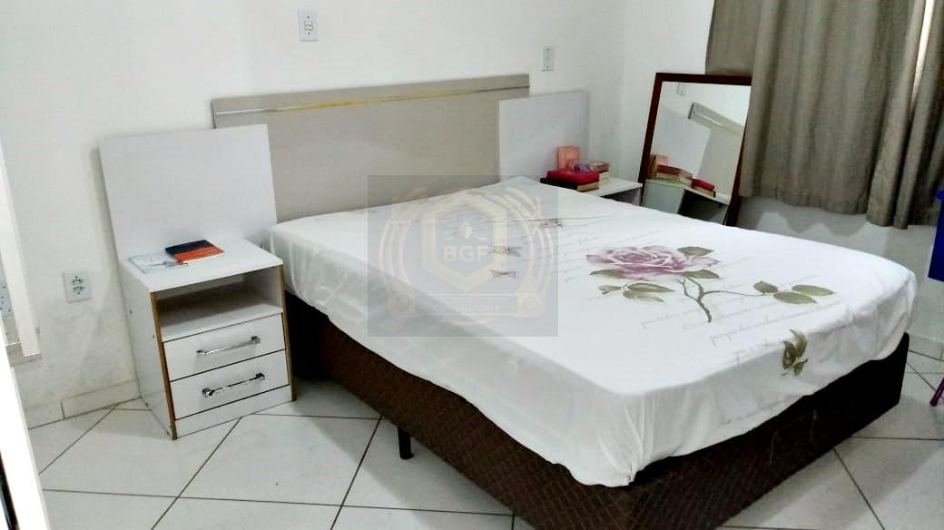 Apartamento à venda com 2 quartos, 75m² - Foto 9