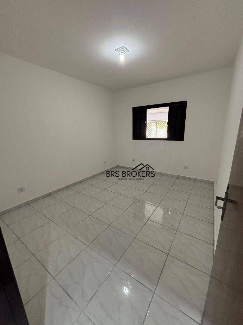 Casa à venda com 2 quartos, 69m² - Foto 9