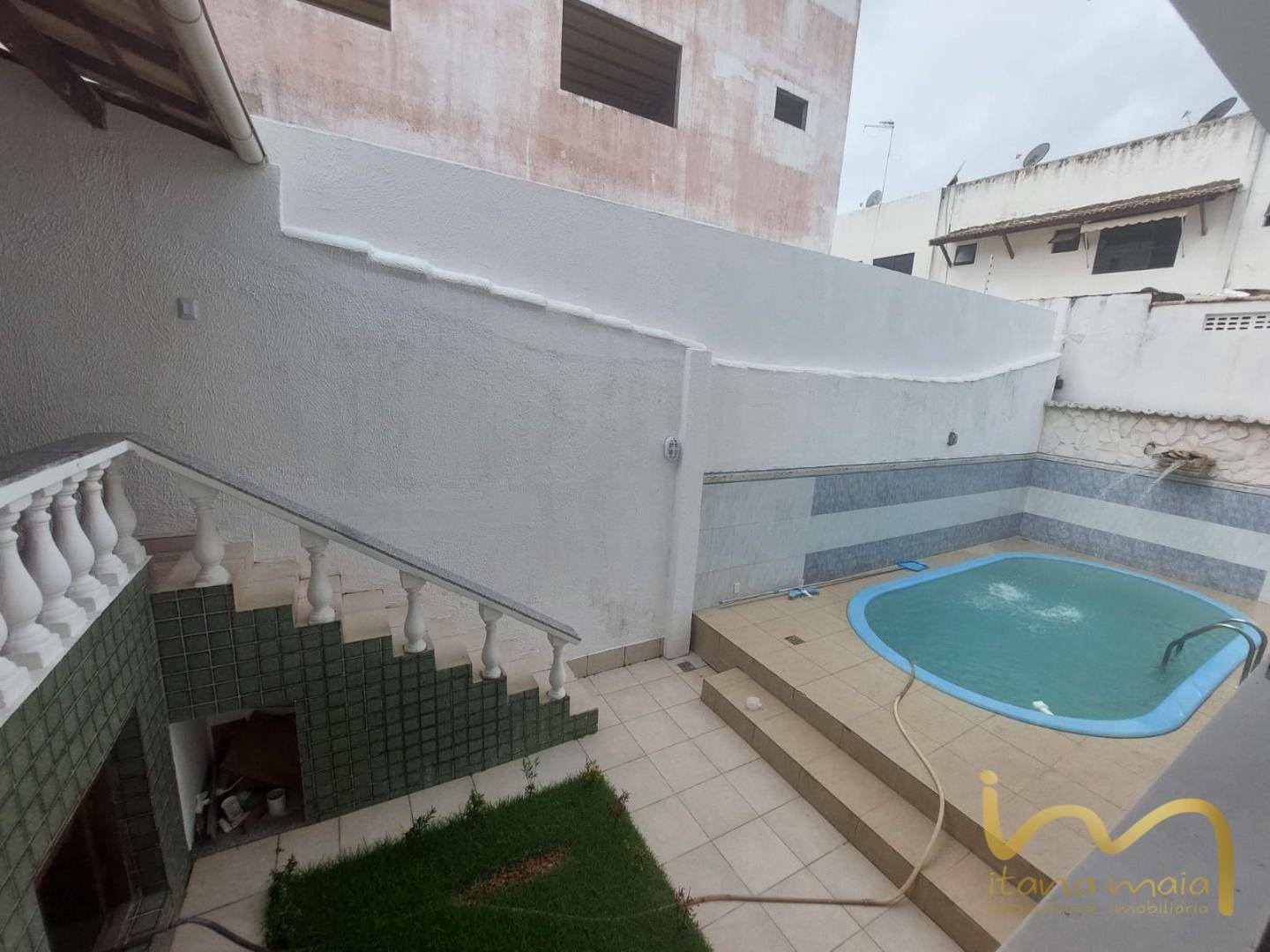 Casa à venda com 6 quartos, 380m² - Foto 31