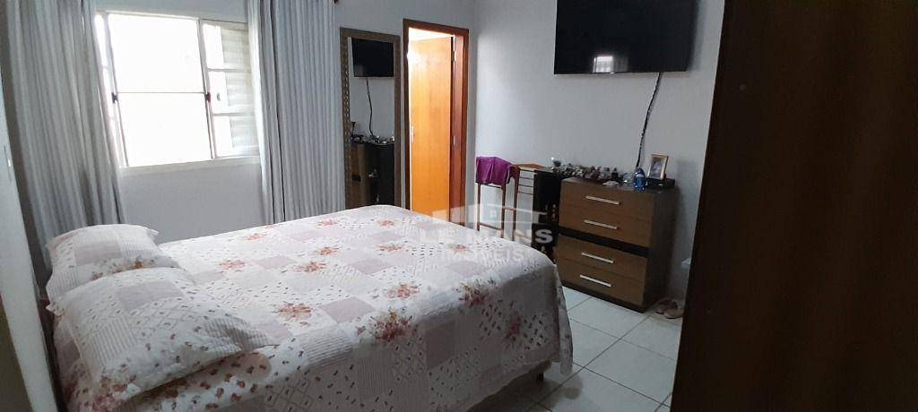 Casa à venda com 3 quartos, 115m² - Foto 9