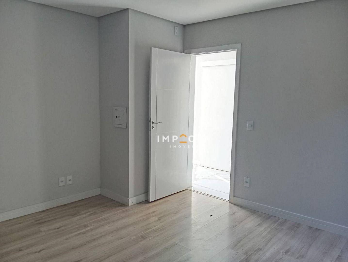 Casa à venda com 3 quartos, 290m² - Foto 18