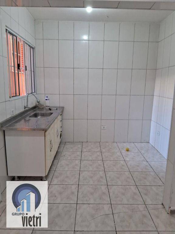 Casa para alugar com 3 quartos, 85m² - Foto 5