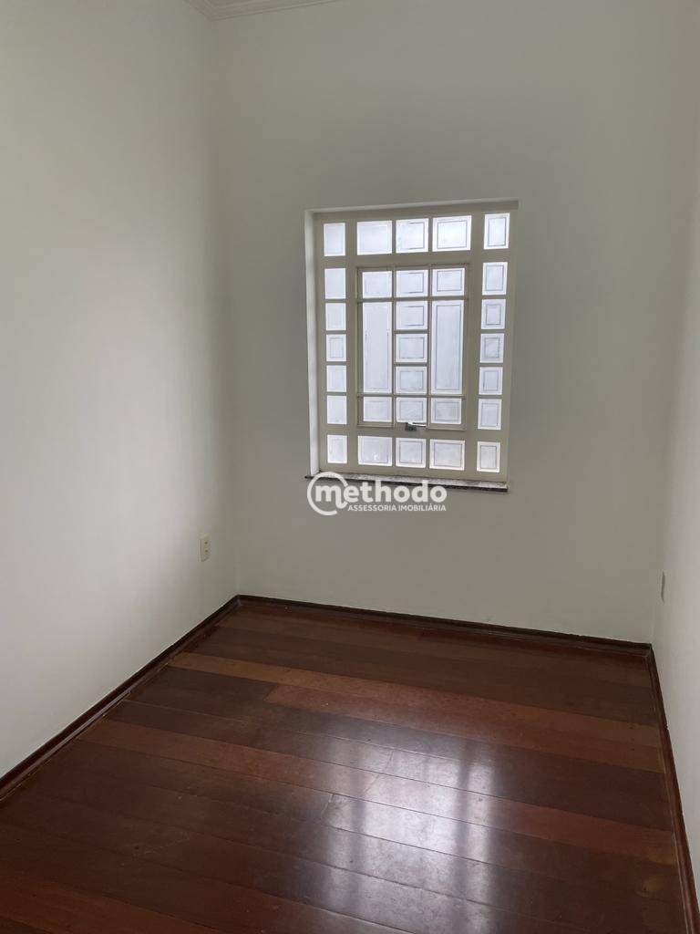 Casa à venda com 3 quartos, 206m² - Foto 5