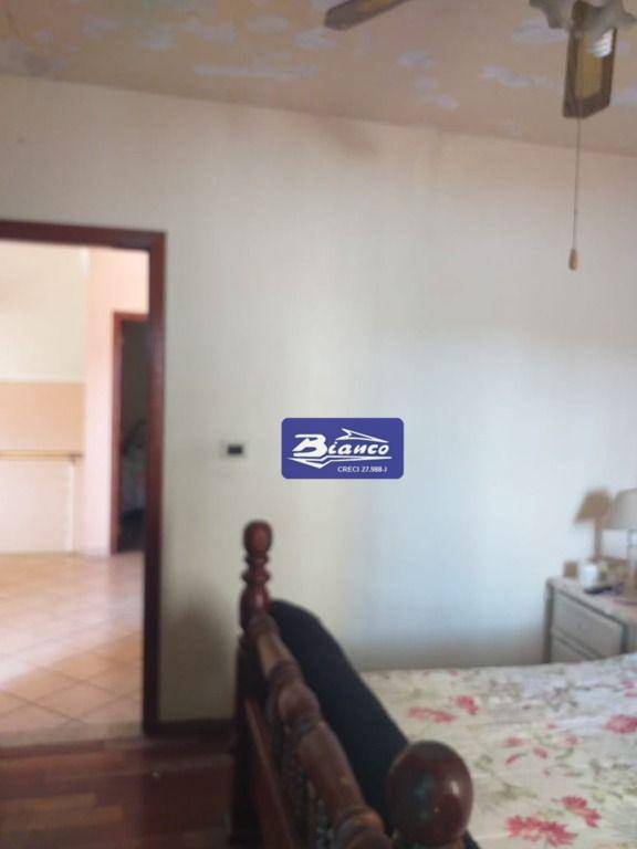 Sobrado à venda com 4 quartos, 234m² - Foto 17