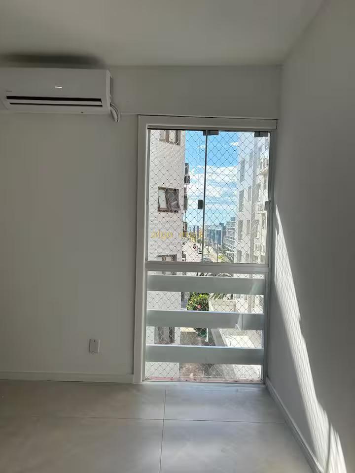 Apartamento à venda com 1 quarto, 46m² - Foto 11