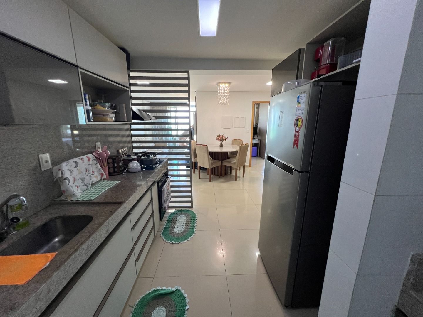 Apartamento à venda com 2 quartos, 84m² - Foto 7