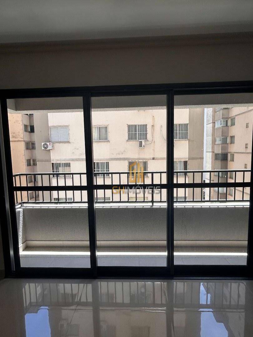 Apartamento à venda com 1 quarto, 45m² - Foto 2