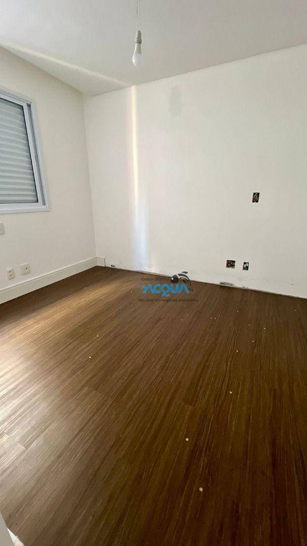 Apartamento à venda com 3 quartos, 125m² - Foto 10