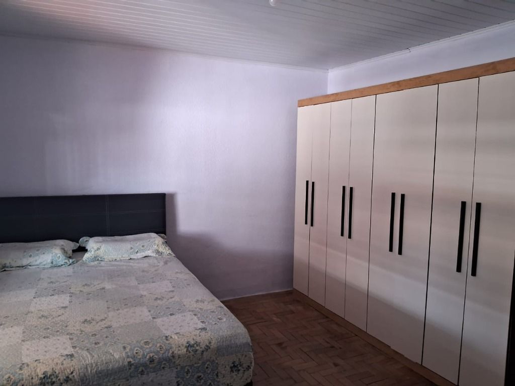 Casa à venda com 2 quartos, 70m² - Foto 5