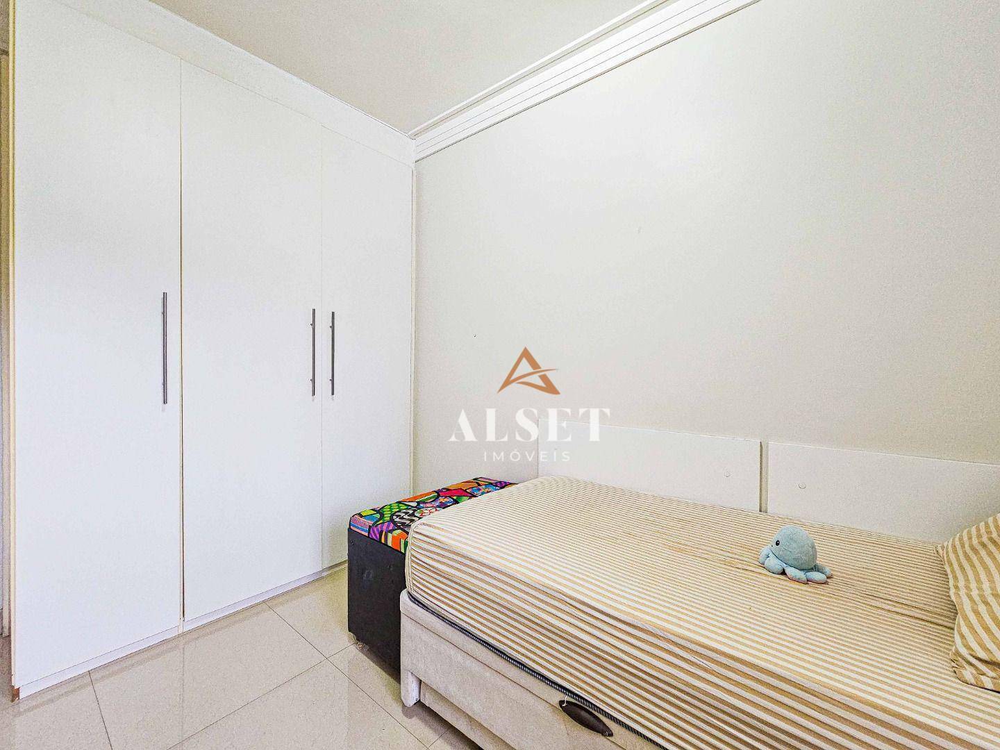 Apartamento à venda com 3 quartos, 86m² - Foto 25