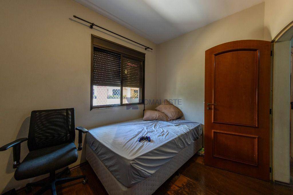 Apartamento à venda com 3 quartos, 142m² - Foto 14