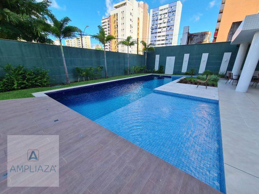 Apartamento à venda com 3 quartos, 162m² - Foto 4