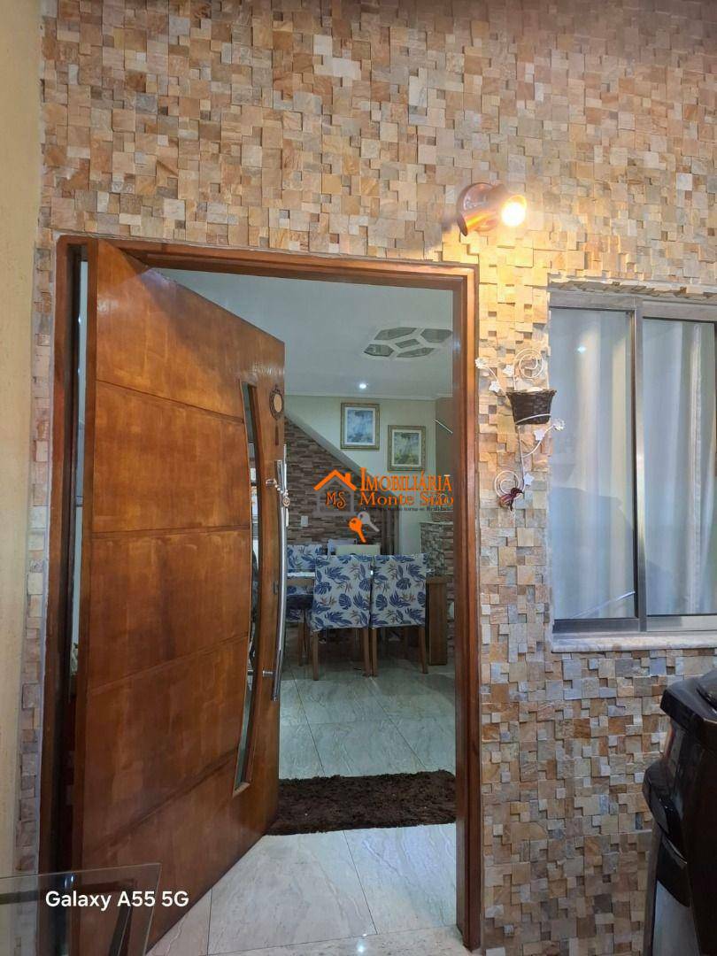Sobrado à venda com 2 quartos, 60m² - Foto 2
