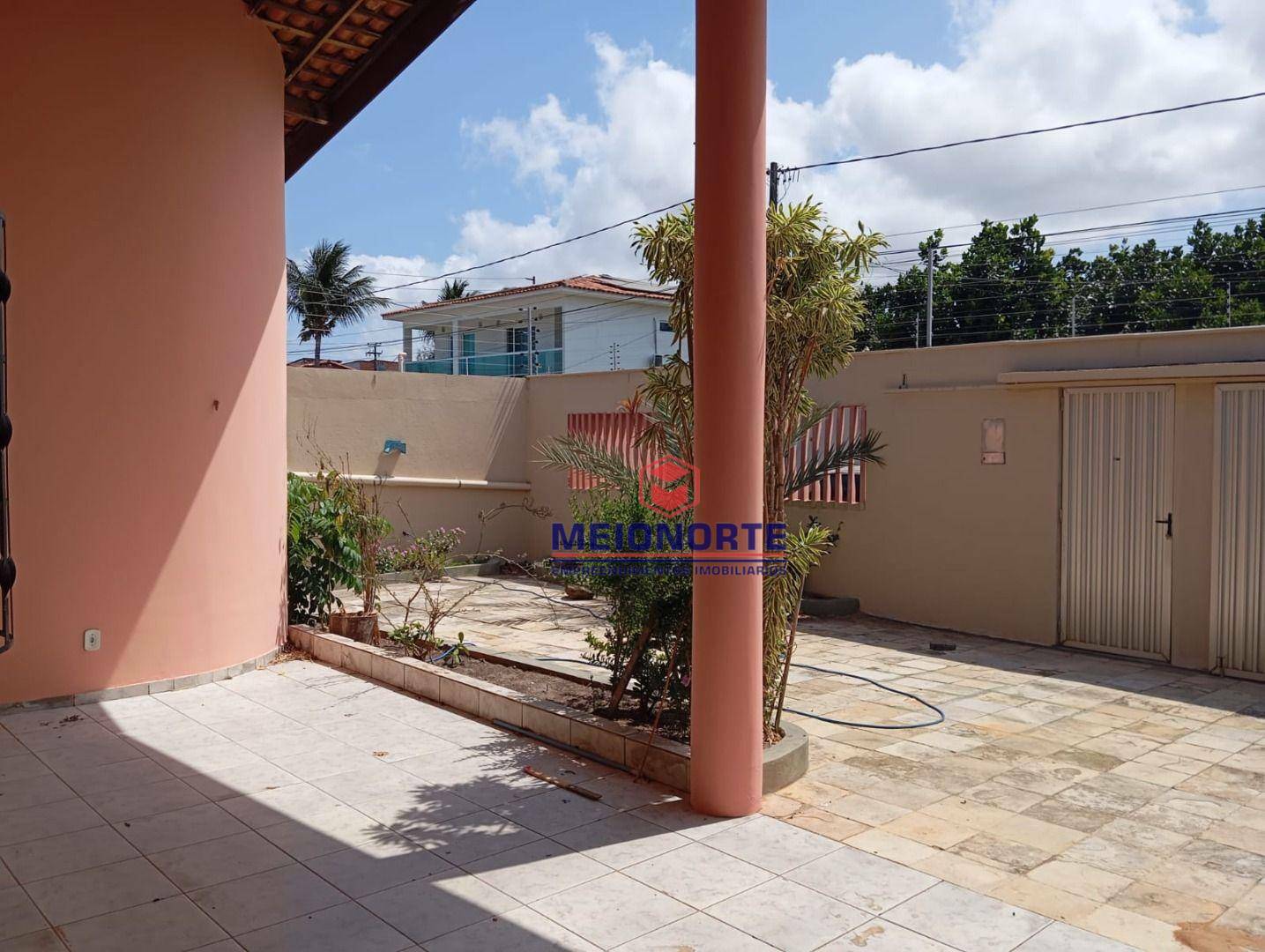 Casa para alugar com 3 quartos, 250m² - Foto 11