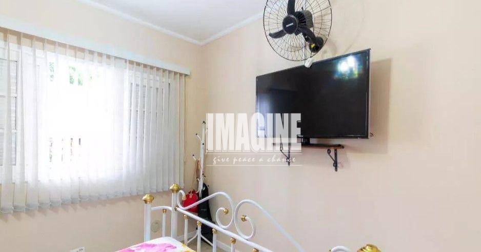 Casa à venda com 4 quartos, 150m² - Foto 15