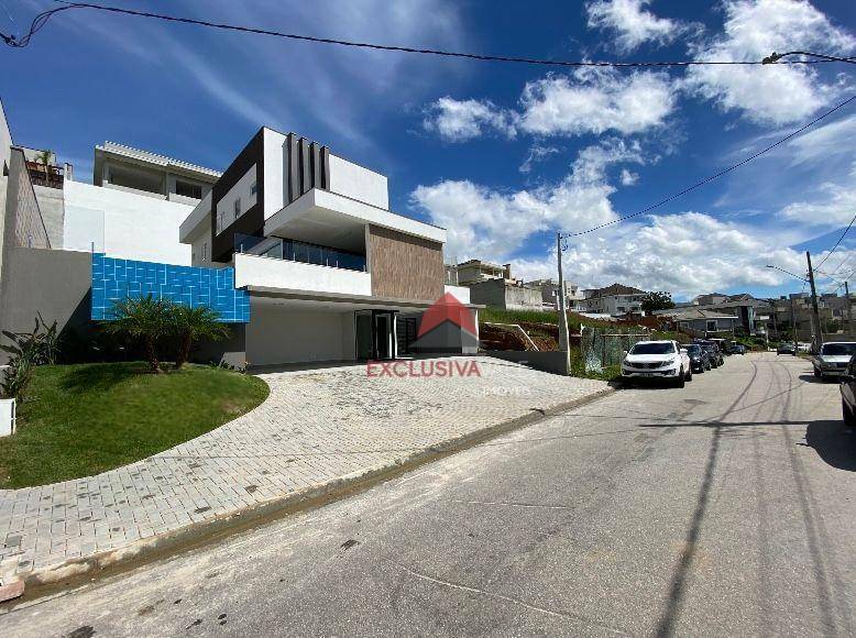 Casa de Condomínio à venda com 4 quartos, 291m² - Foto 2