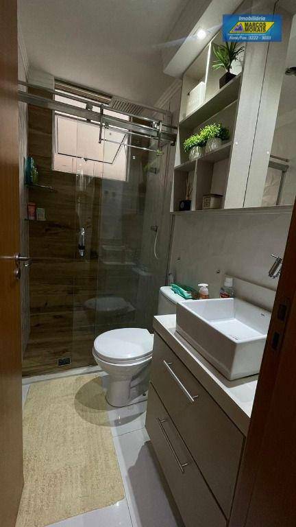 Apartamento à venda e aluguel com 2 quartos, 90m² - Foto 9