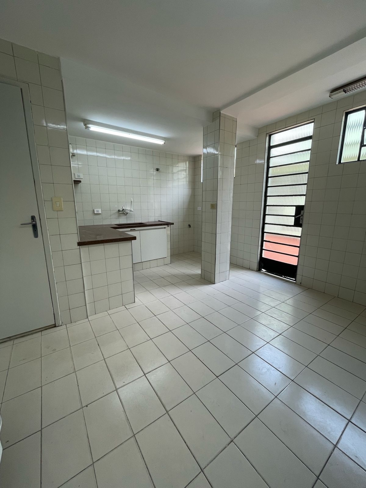 Casa à venda com 3 quartos, 198m² - Foto 21