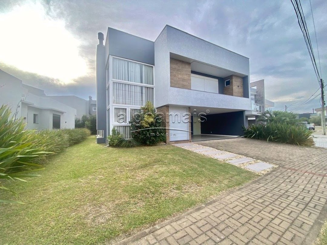 Casa de Condomínio à venda com 4 quartos, 211m² - Foto 2