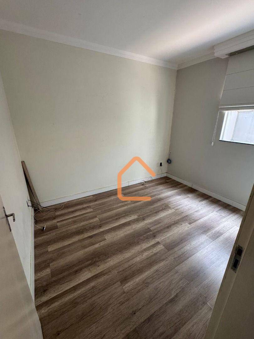 Apartamento à venda com 2 quartos, 52m² - Foto 2