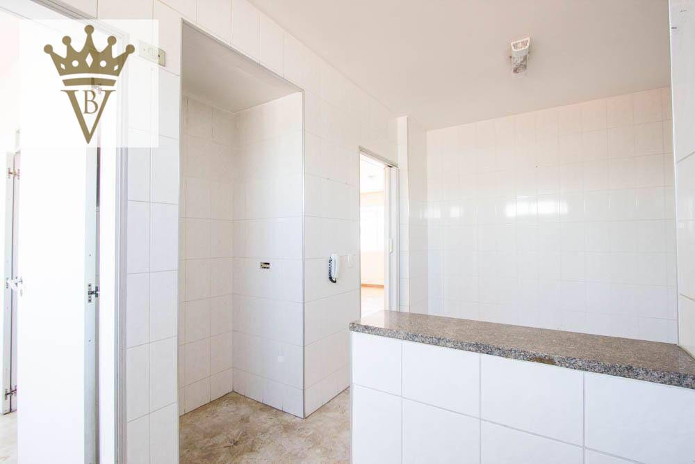 Apartamento à venda com 3 quartos, 112m² - Foto 19