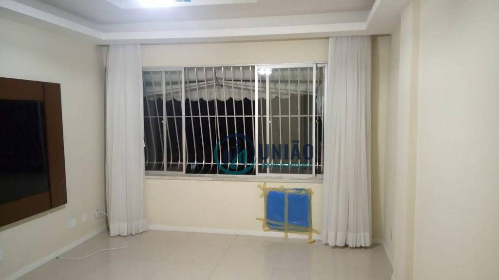 Apartamento à venda com 3 quartos, 66m² - Foto 2