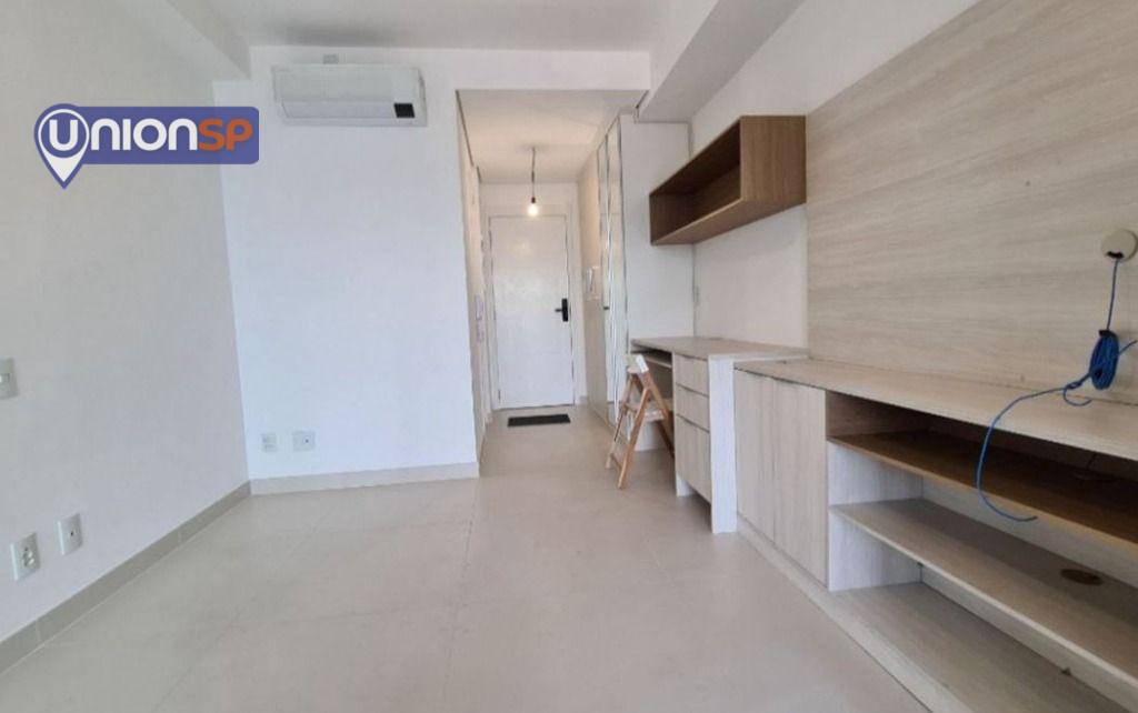 Apartamento à venda com 1 quarto, 31m² - Foto 2