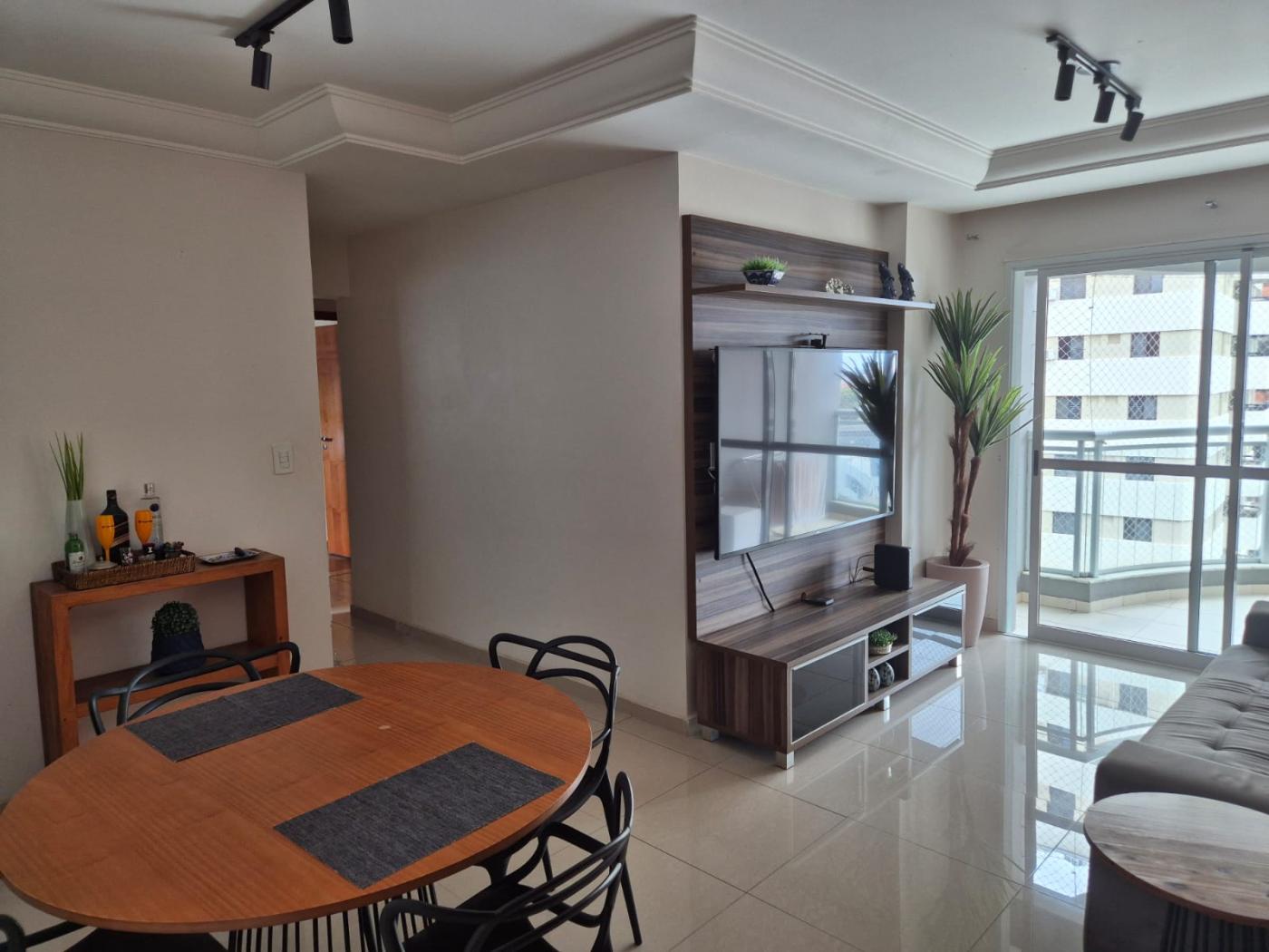 Apartamento à venda com 3 quartos, 96m² - Foto 1