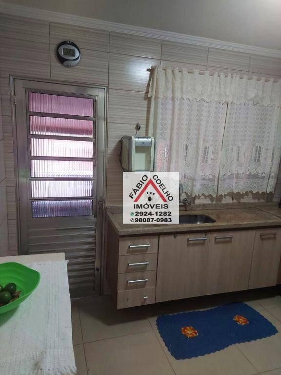 Sobrado à venda com 2 quartos, 160m² - Foto 25