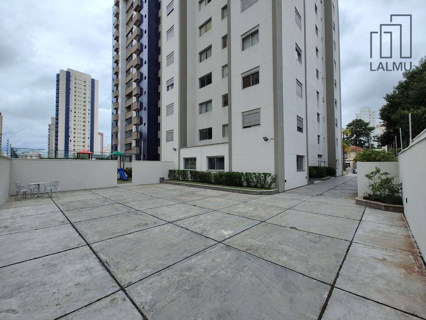 Apartamento para alugar com 2 quartos, 60m² - Foto 40