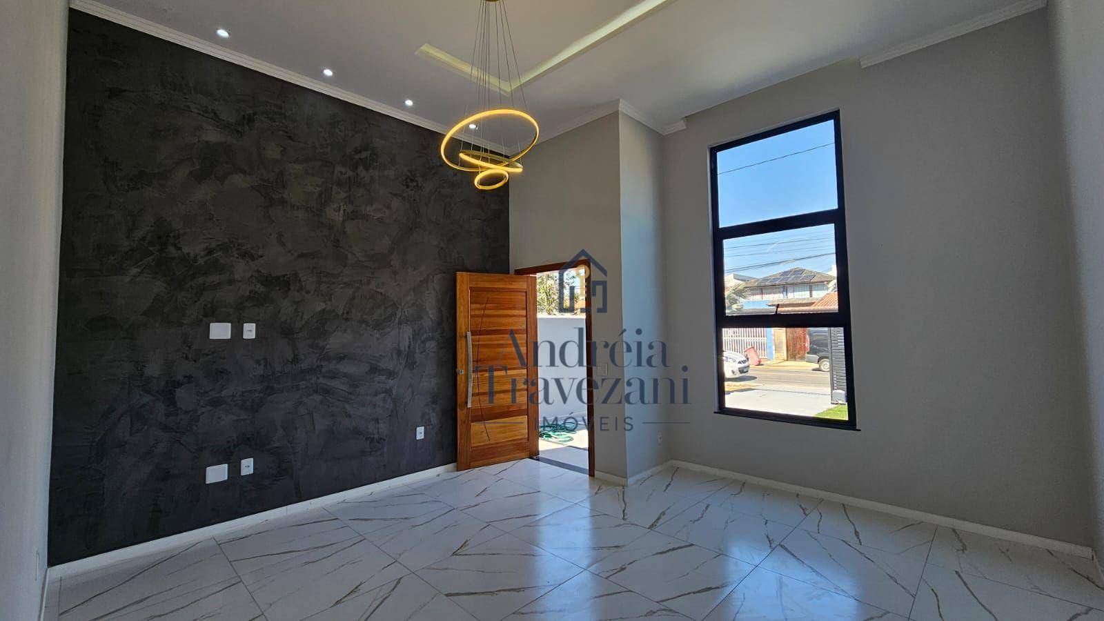 Casa à venda com 3 quartos, 106m² - Foto 2