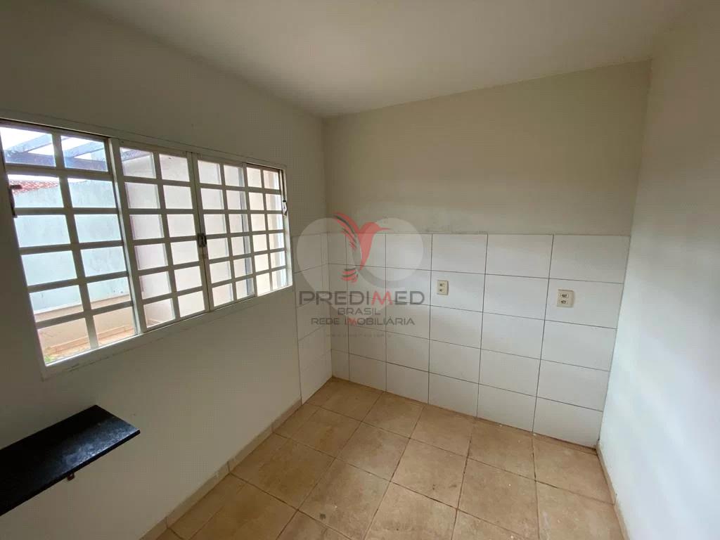 Casa à venda com 3 quartos, 188m² - Foto 3