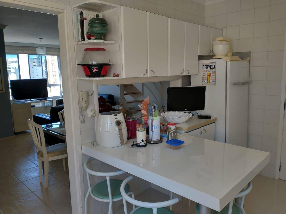 Apartamento à venda com 3 quartos, 269m² - Foto 12