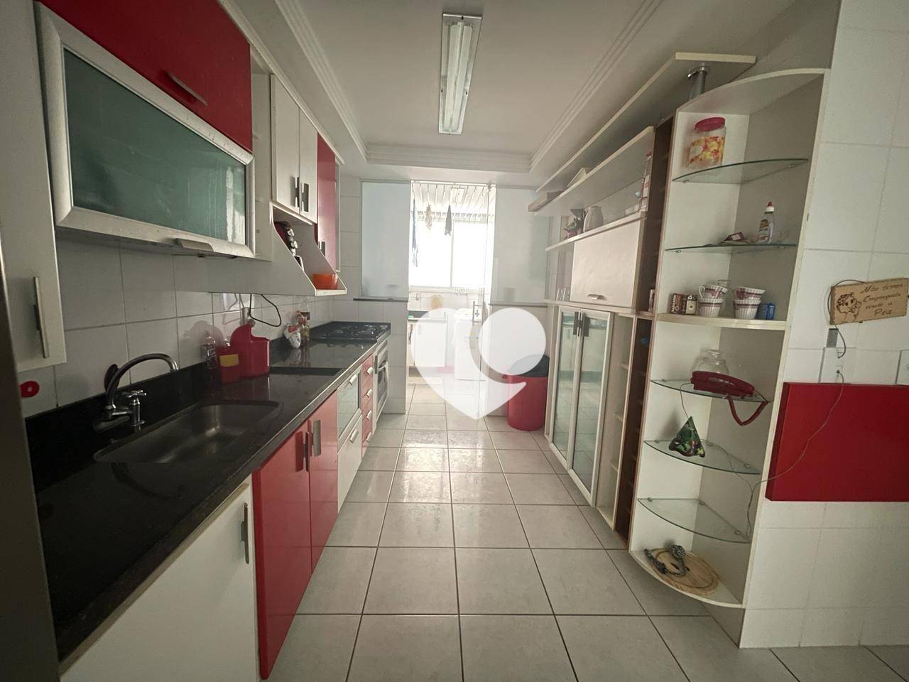 Apartamento à venda com 4 quartos, 170m² - Foto 18